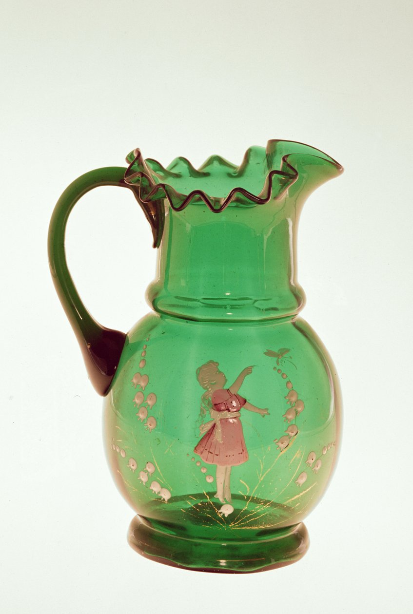 Mary Gregory yeşil sürahi, pişmiş emaye çocuk resmi, muhtemelen Bohem, 19. yüzyıl sonu (cam) by American School
