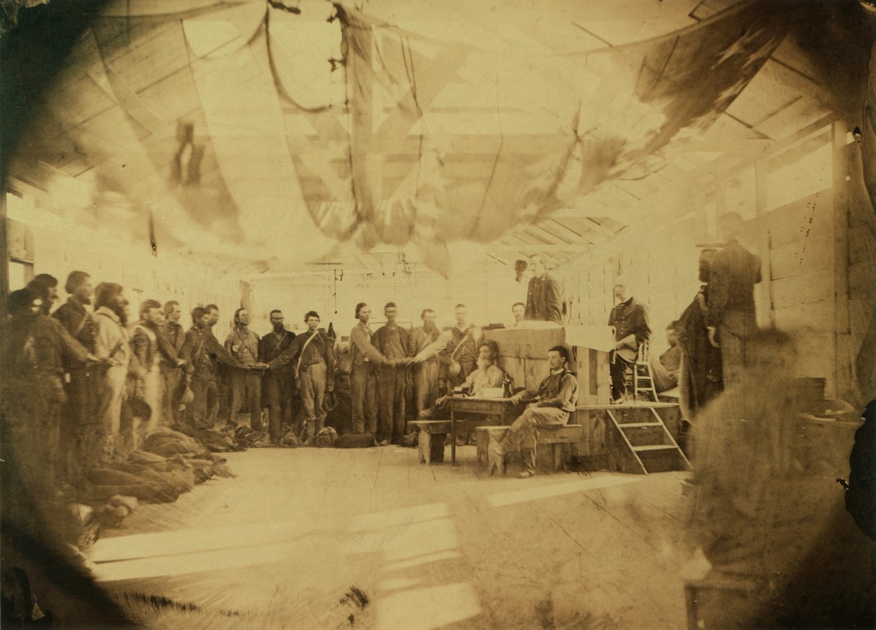 Konfederasyon mahkumlarının bağlılık yemini yönetimi, Point Lookout, Maryland, 30 Haziran 1865 (sepya baskı) by American Photographer