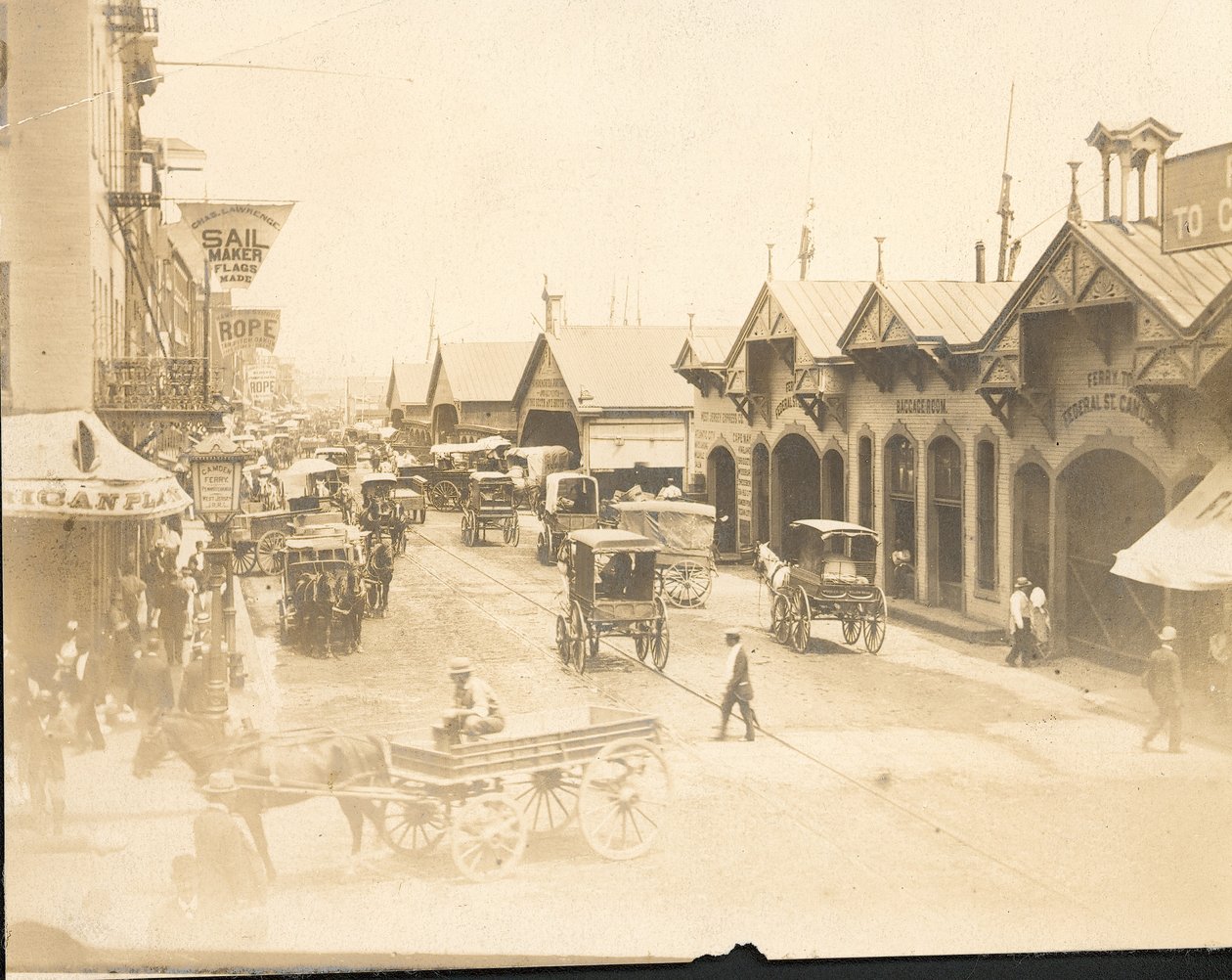 Delaware Caddesi, kuzey Market Caddesi