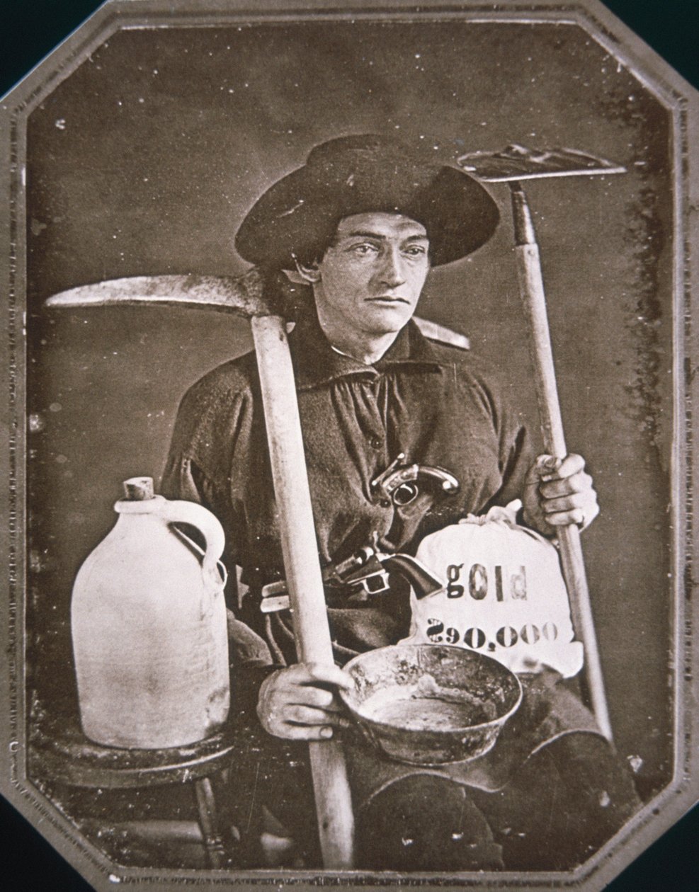 Altına Hücum arayıcısı by American Photographer