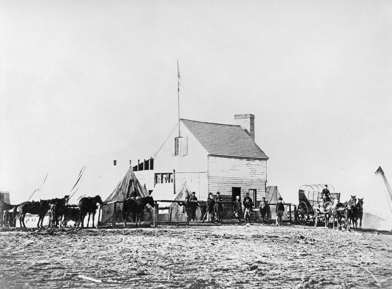 Sağlık Komisyonu Genel Merkezi, Brandy Station, Virginia, 1863 by American Photographer