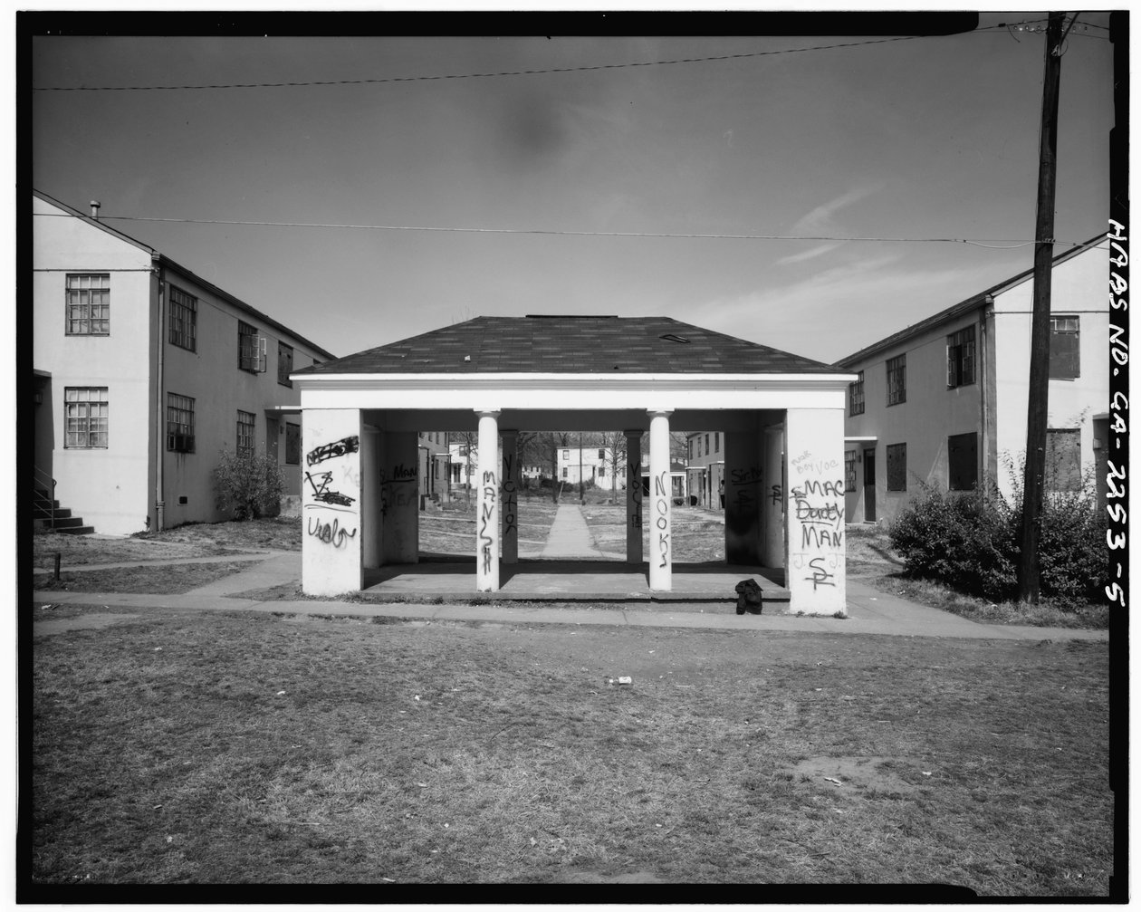 John Hope Homes (Toplu Konut), Sınırlı Larkin, Dora, Spelman Streets & Lane, Atlanta, Fulton County, GA (s/b fotoğraf) by American Photographer