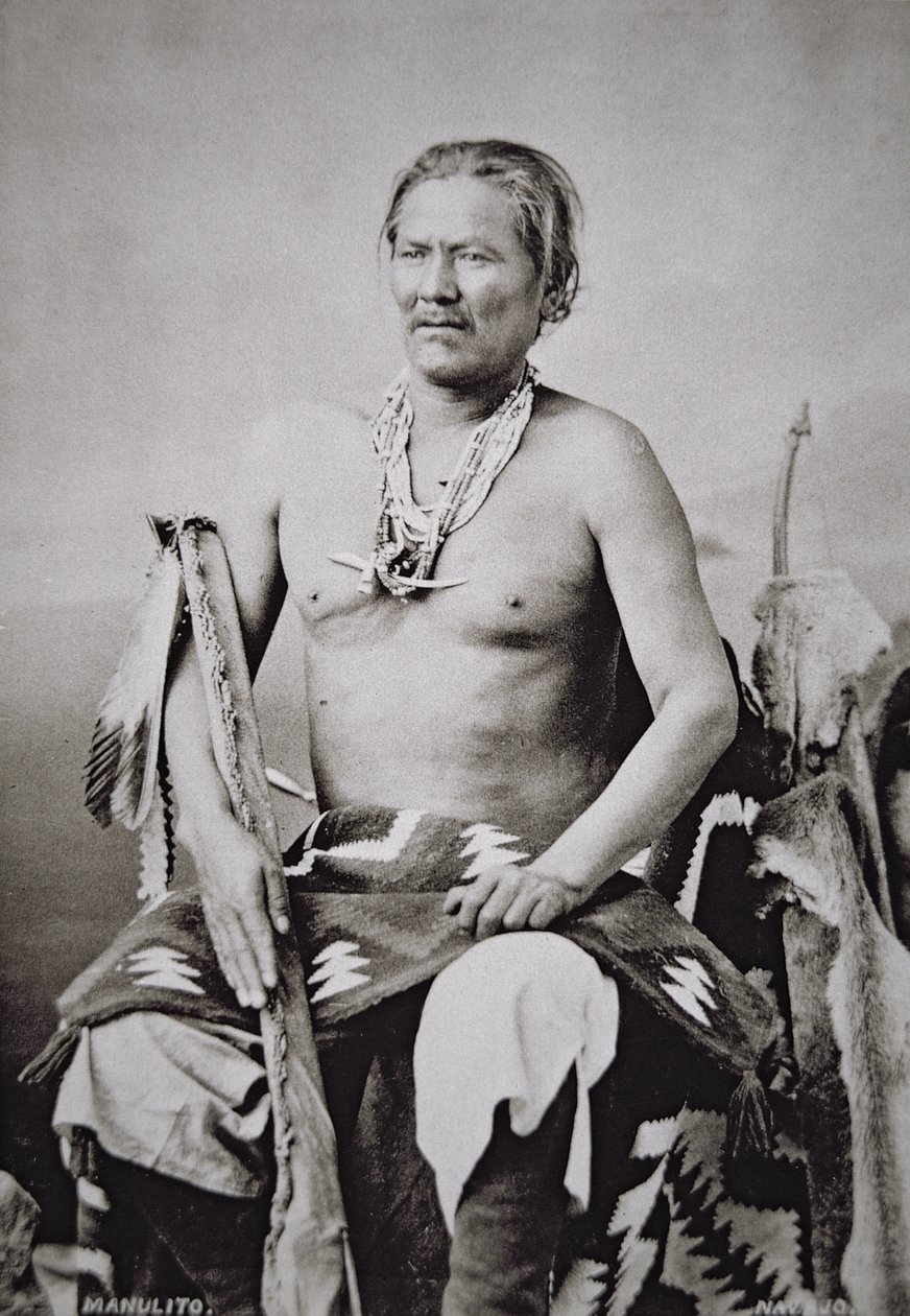 Manuelito (1818-93) Navajo Ulusu