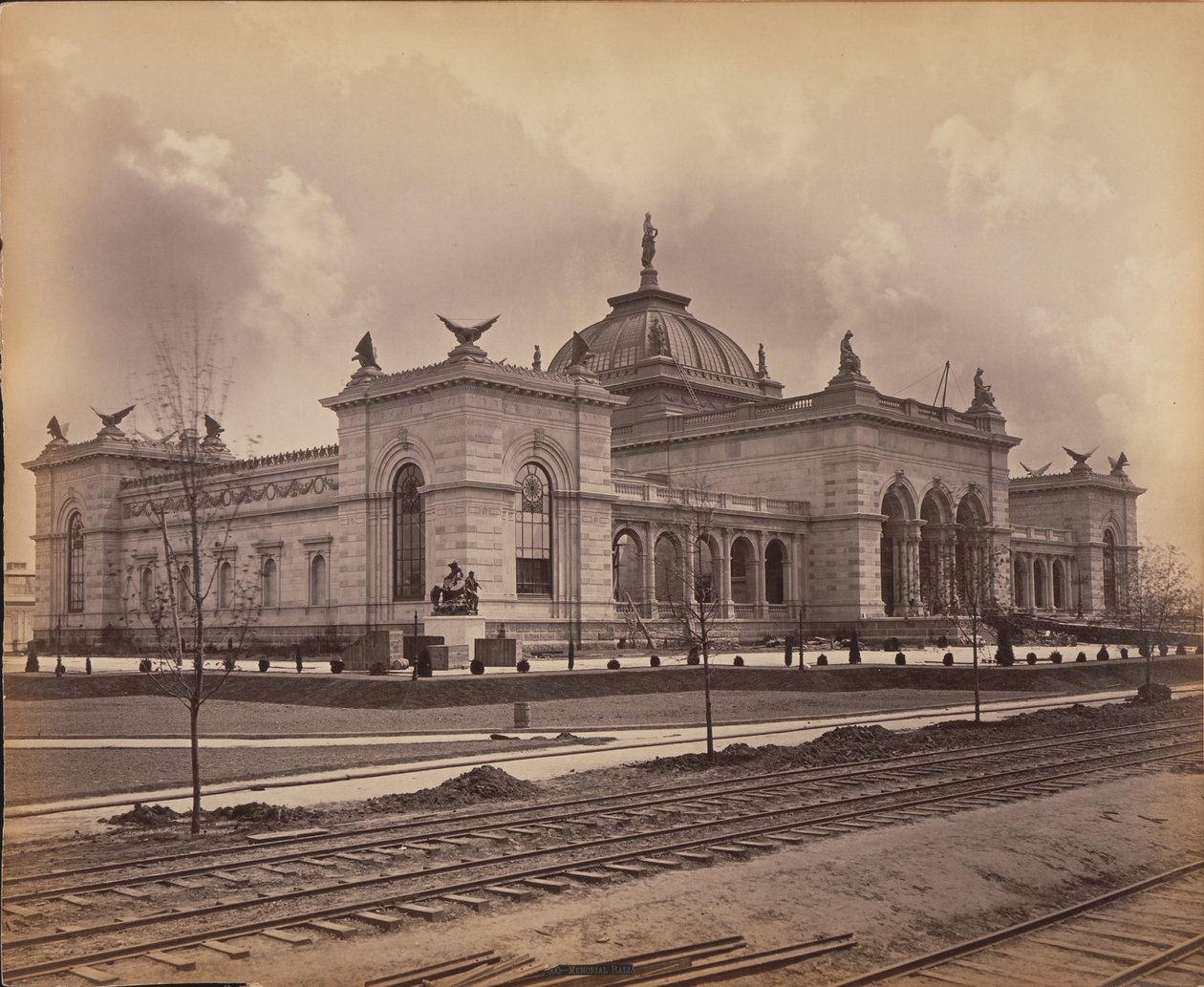 Centennial Exposition Anıt Salonu, 1876 (jelatin gümüş baskı) by American Photographer