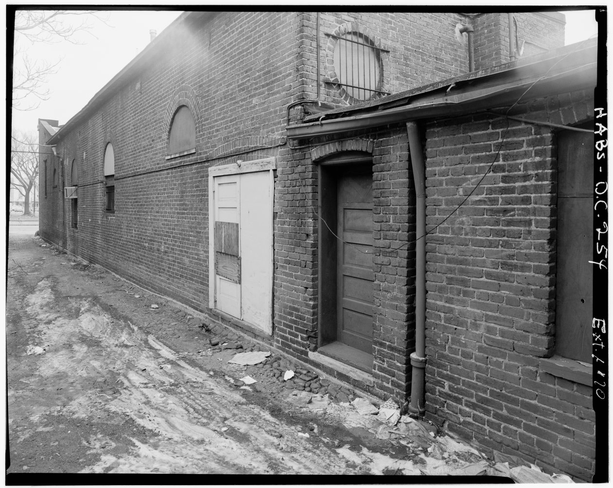 Mount Vernon Tiyatrosu, 918 Ninth Street Northwest, Washington, District of Columbia, DC, 30 Kasım 1969 (s/b fotoğraf) by American Photographer