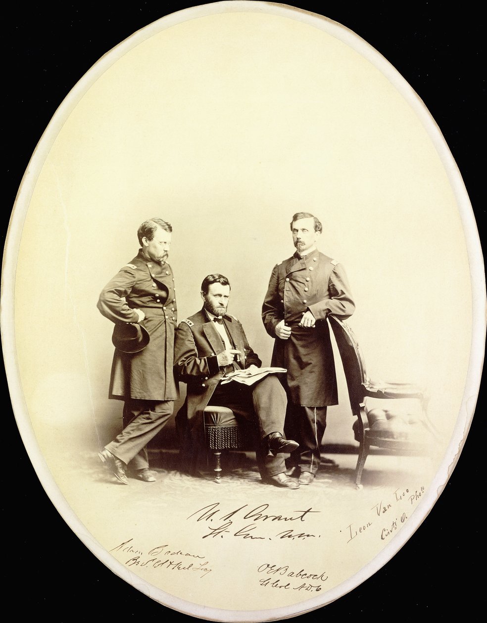 Ulysses S. Grant ve yardımcıları Orville E. Babcock ve Adam Badeau