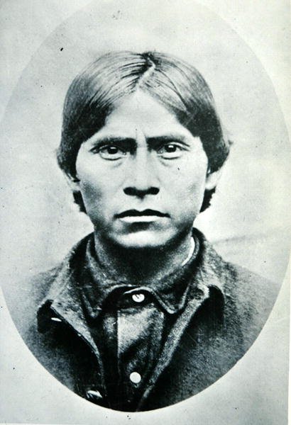 Apaçi Çocuğu (s/b fotoğraf) by American Photographer