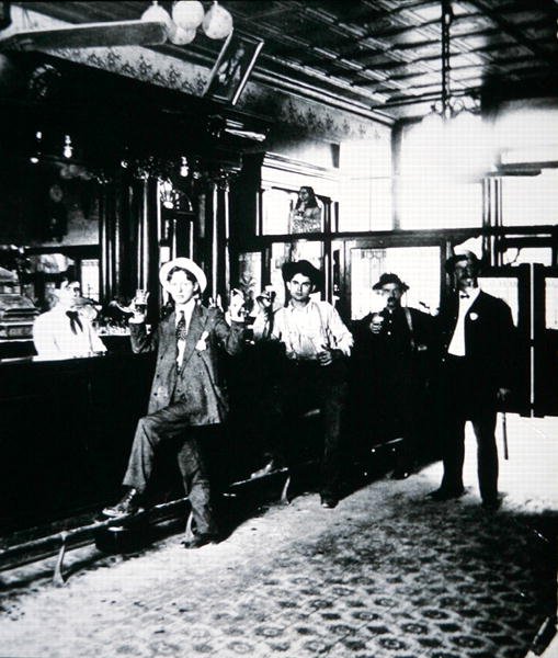 Tipik batı salonu by American Photographer