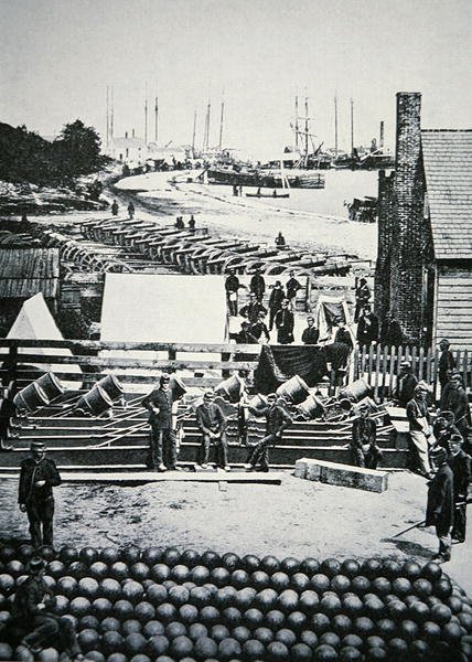 Birlik Ordusu mühimmat deposu City Point, Virginia by American Photographer