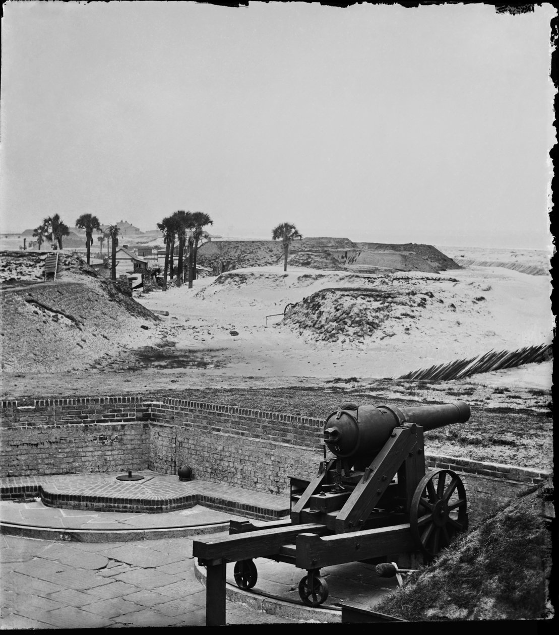 Terk edilmiş Fort Moultrie