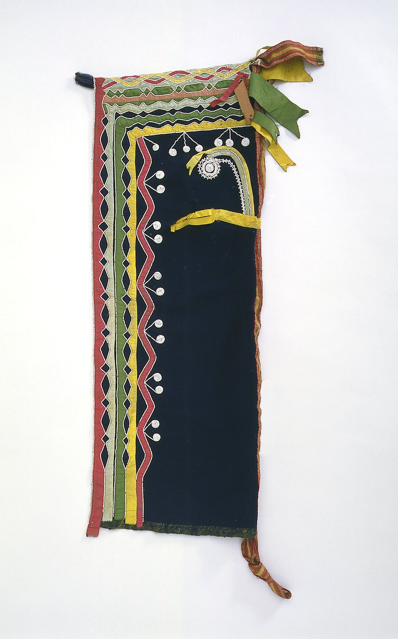 Hood, Chippewa, c.1840 (yün, cam boncuklar ve ipek kurdele) by American School