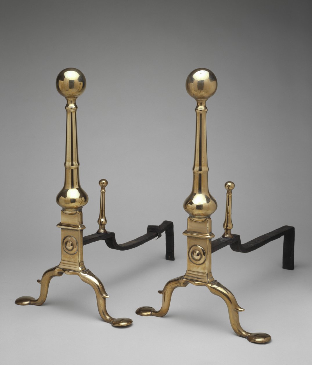 Andiron çifti by American School