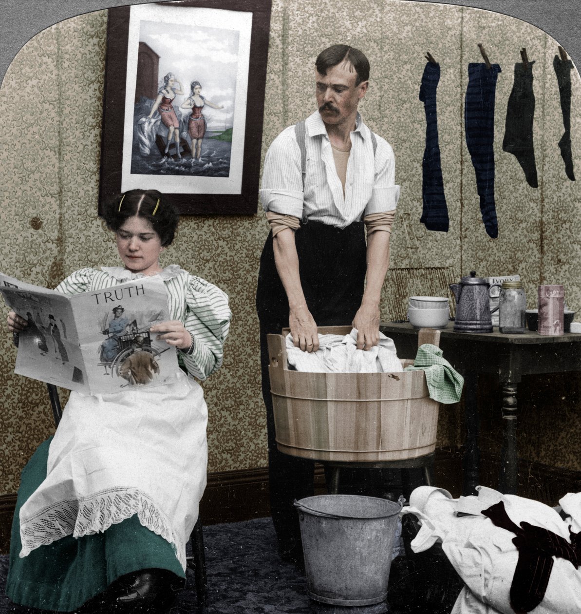 Yeni Kadın, Yıkama Günü by American Stereoscopic Company