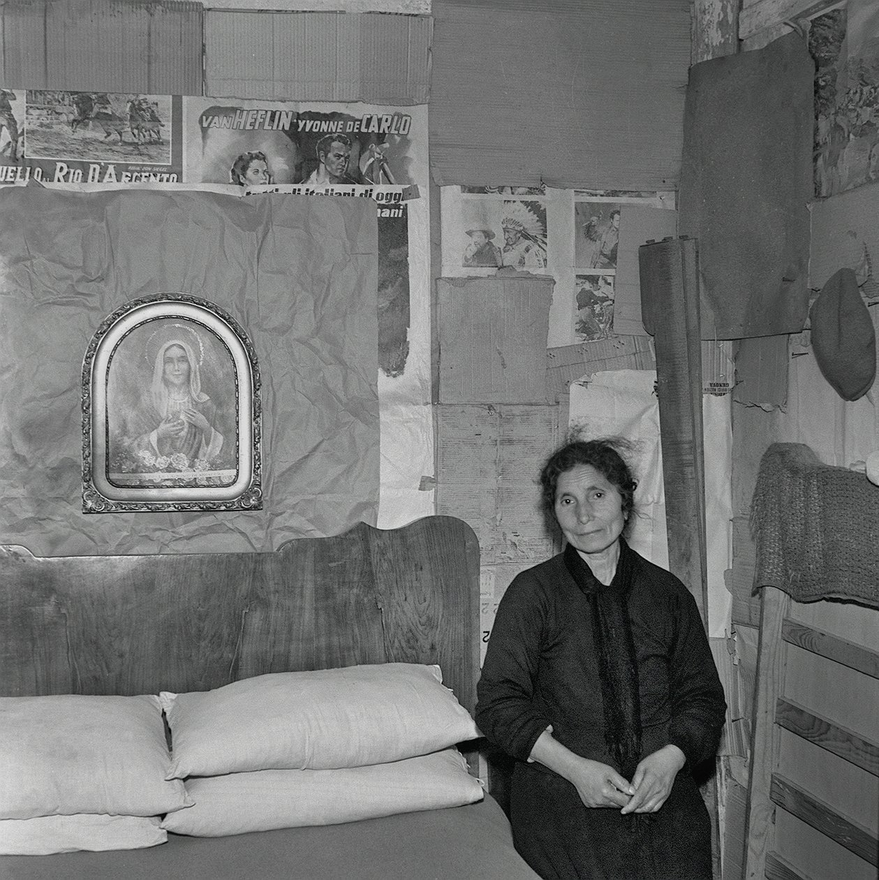 YATAK ODASI by Ando Gilardi