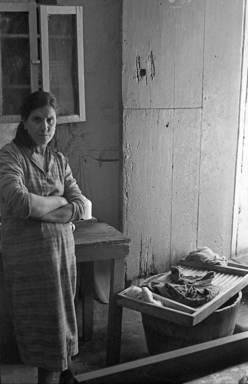 CROTONE - ÇOCUKLARIN GELECEĞİ by Ando Gilardi