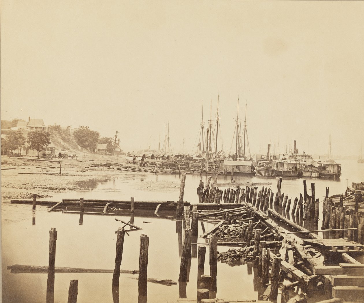 City Point, Virginia, c.1861-1865 (albüm baskısı) by Andrew Joseph Russell