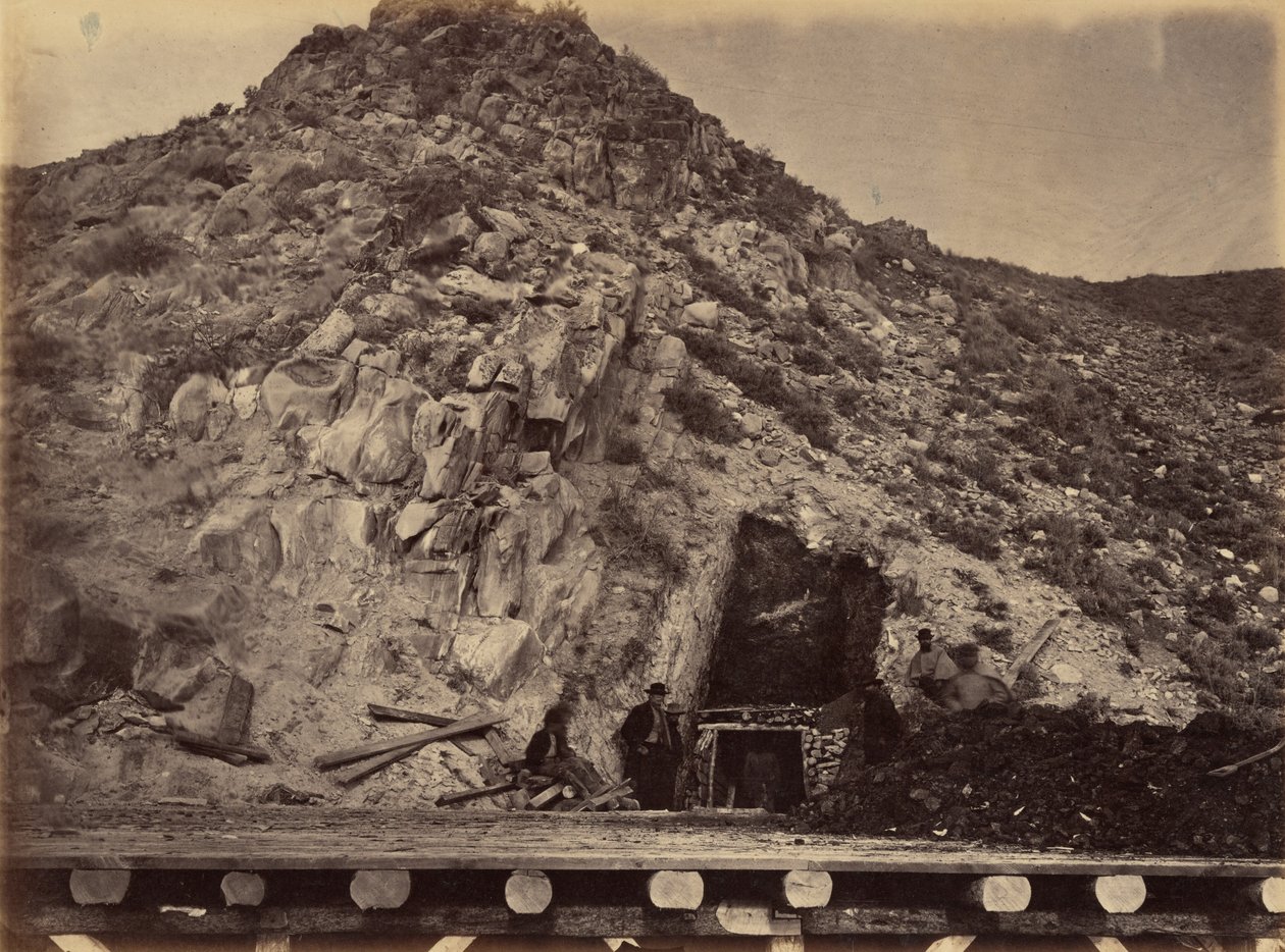 Levha 28. Bear Nehri Kömür Yatakları,1869 (fotoğraf) by Andrew Joseph Russell