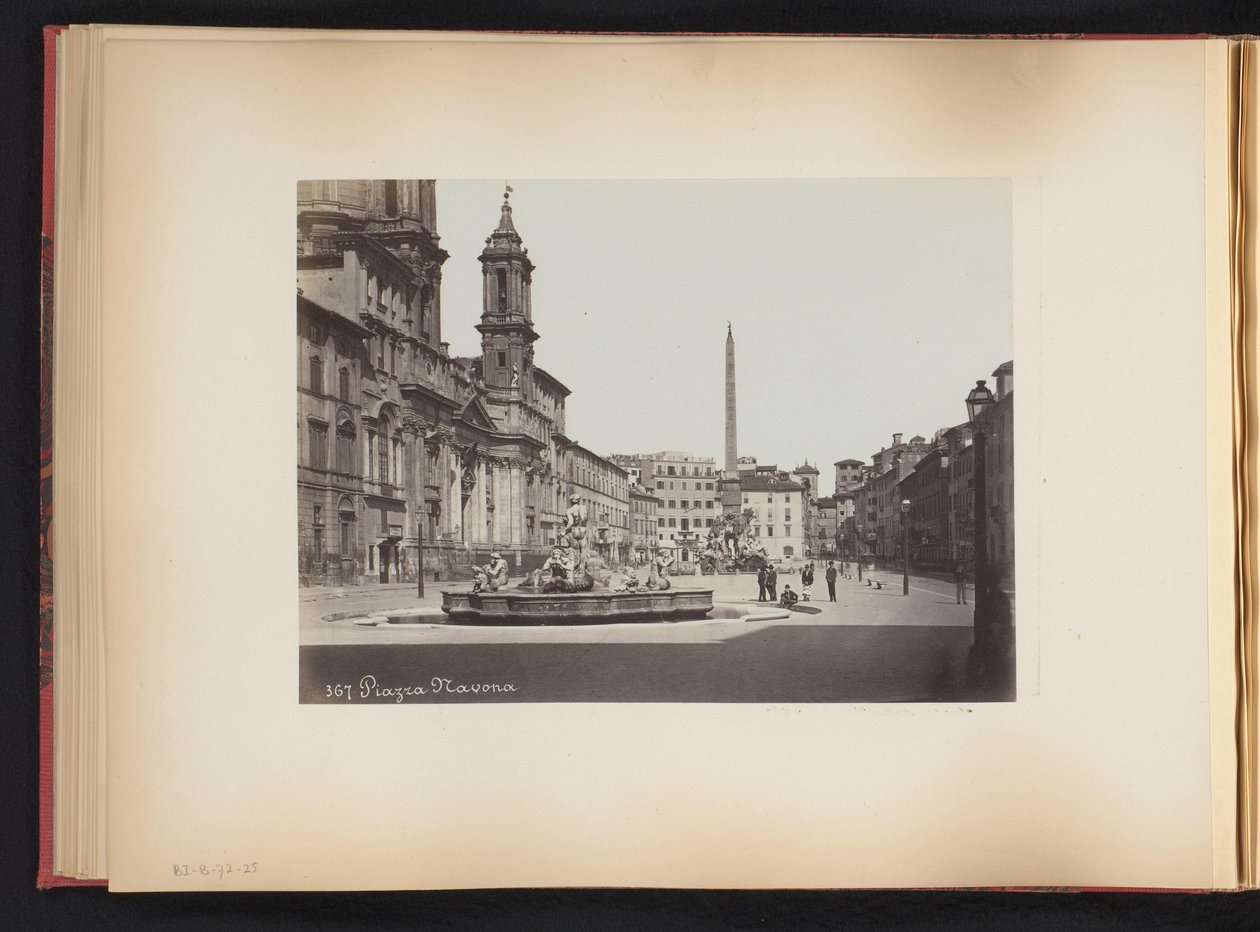 Roma'da çeşme ile Piazza Navona'nın görünümü, İtalya Piazza Navona (nesnedeki başlık) by Anonymous