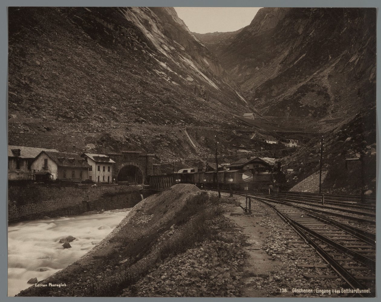 Göschenen Göschenen'deki Gotthard tünelinin girişi, eingang i/das Gotthardtunnel (nesne üzerindeki başlık) by Anonymous