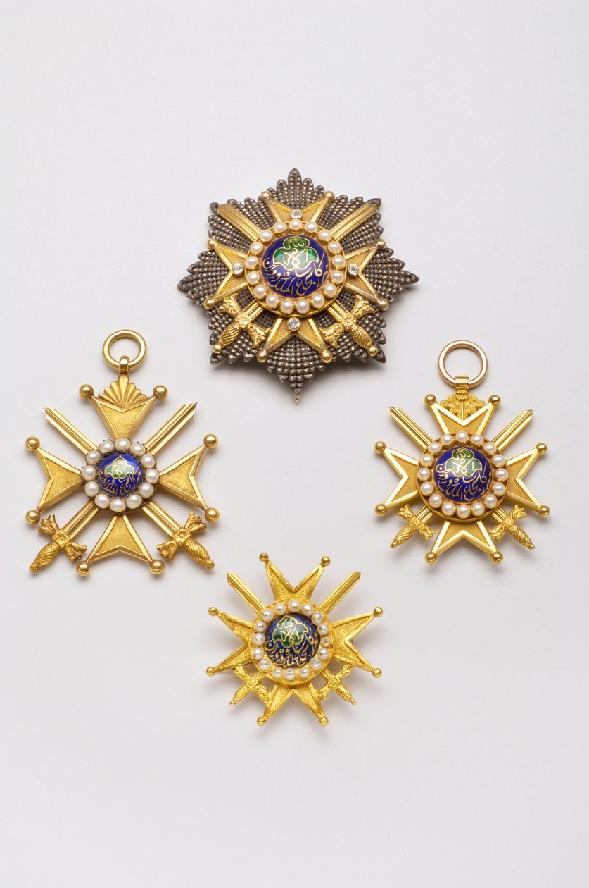 Afganistan - İmparatorluk Nişanı Durrani : 1. sınıf plaka, 19. yüzyılın 2. üçte biri - 1. sınıf rozet, 19. yüzyılın 2. üçte biri - 1. sınıf rozet, 19. yüzyılın 2. üçte biri - 2. sınıf göğüs amblemi, 2. yüzyıl üçüncü 19. yüzyıl by Anonymous Anonymous