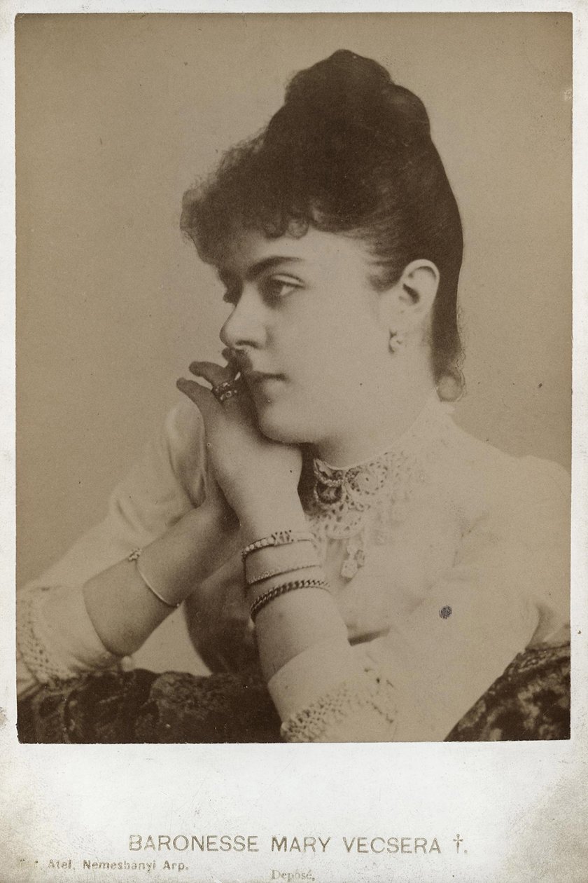 Barones Mary Vetsera (1871-1889), Anonim by Anonymous Anonymous