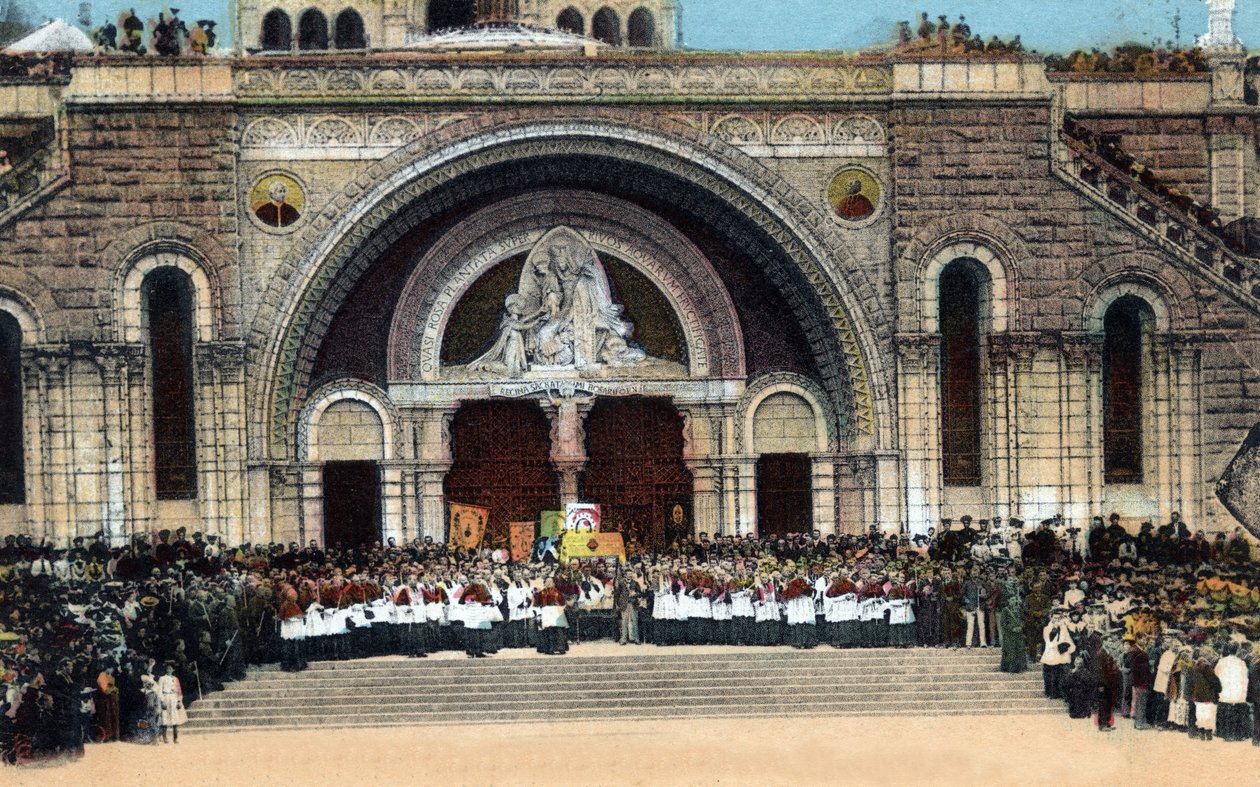 Tesbih Girişi ve Tres Saint-Sacret (Kutsal Ayin) - Lourdes - Hautes Pyrenees (65) yaklaşık 1930. by Anonymous Anonymous