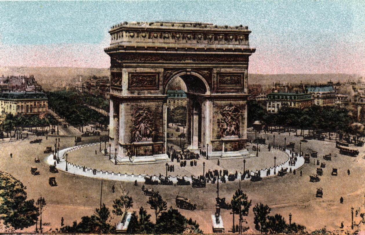 Paris: Arc de Triomphe