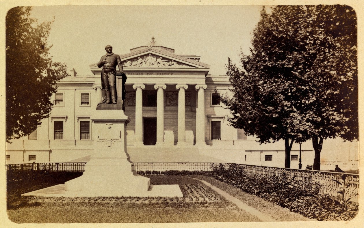 1885-1890 civarında Marsilya şehri ve çevresi: adliye, Özel koleksiyon by Anonymous Anonymous