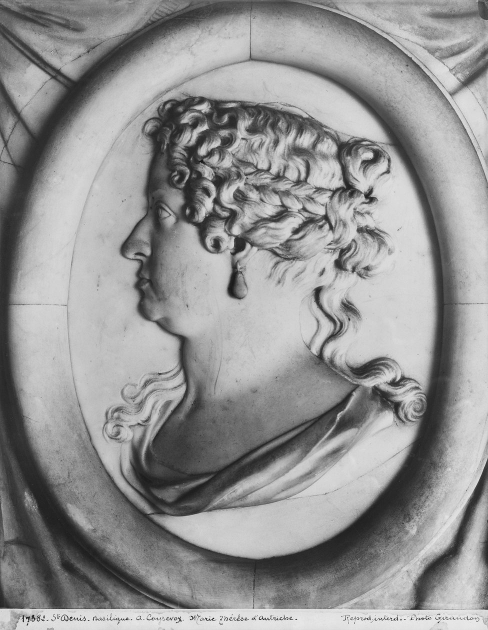 Avusturya Kraliçesi Marie-Therese (1638-83) (mermer) by Antoine Coysevox