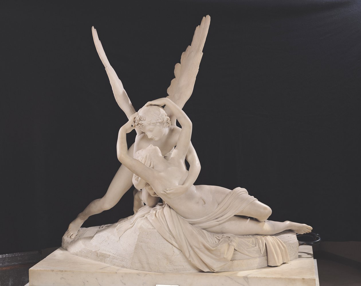Aşk Tanrısı Öpücüğü 1787-93 (mermer) tarafından canlandırılan Psyche (ayrıca bkz. 123192) by Antonio Canova