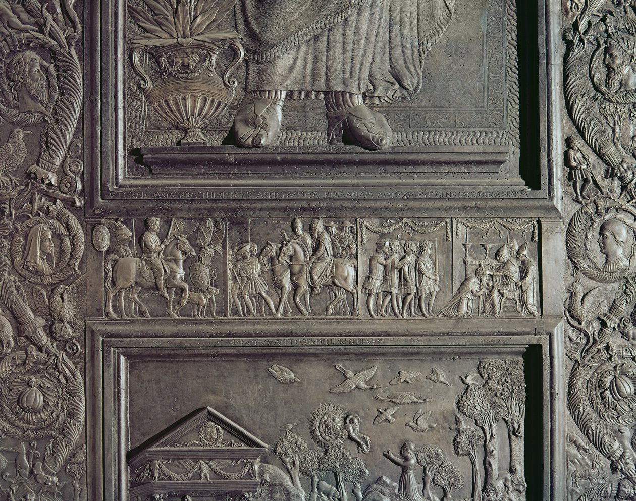 Bazilikanın merkez kapısından detay, 1439-45 (bronz) süslemeli (ayrıca bkz. 247330-247337) by Antonio Filarete