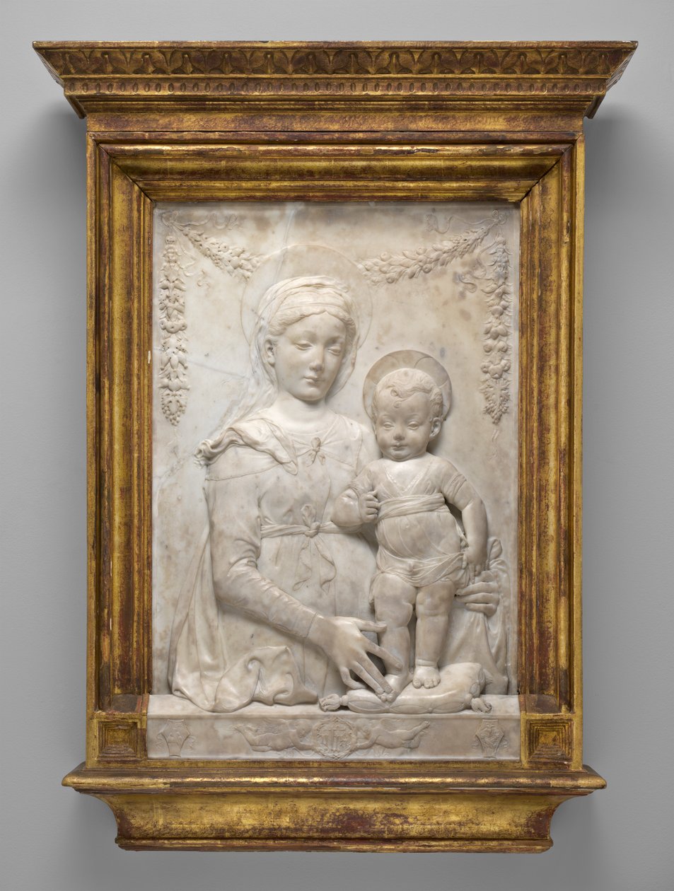 Madonna ve Çocuk, c.1475-1478 (mermer) by Antonio Rossellino