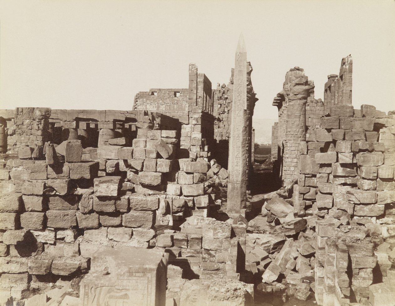 Karnak Tapınağı, Mısır by Antonio Beato
