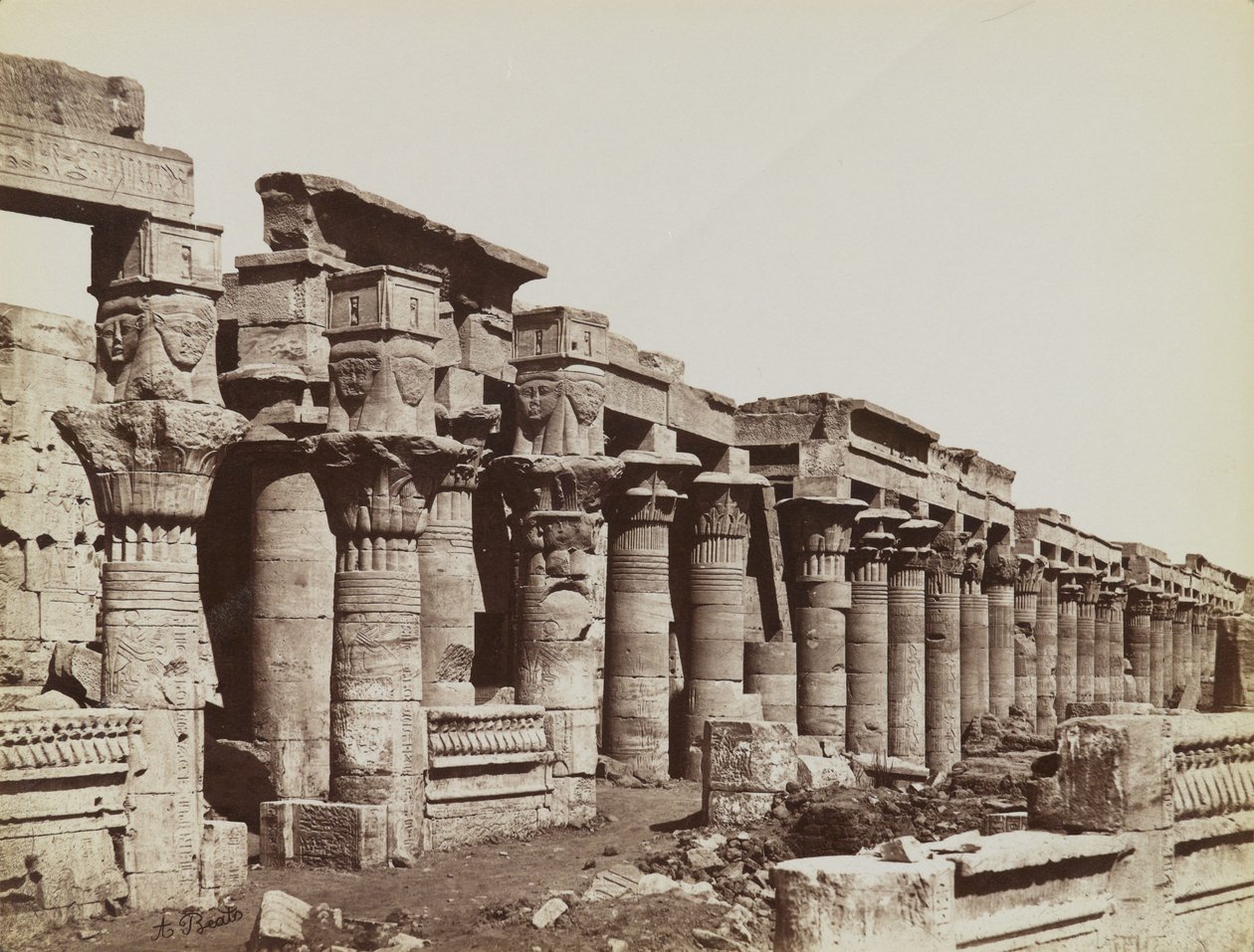 Philae, İsis Tapınağı