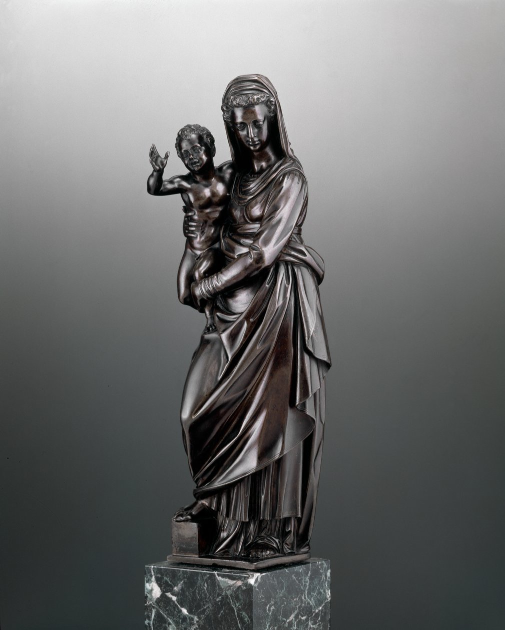 Bakire ve Çocuk, c.1600 (bronz) by Antonio Susini