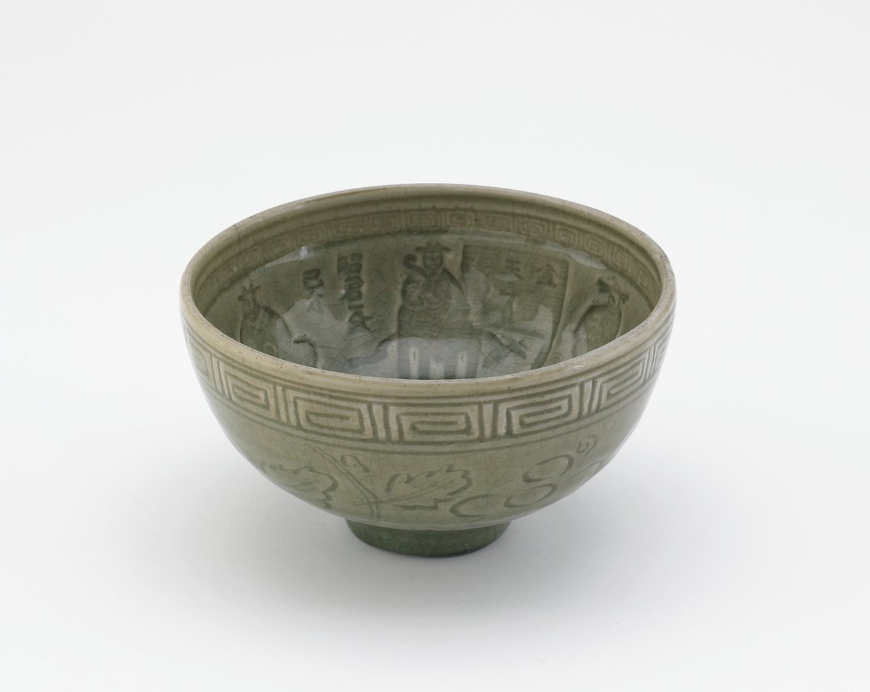 Longquan çömlek tarzında servis kâsesi, Servis kâsesi (hachi), 19. yüzyıl başı (seladon sırlı çömlek) by Aoki (attr. to) Mokubei