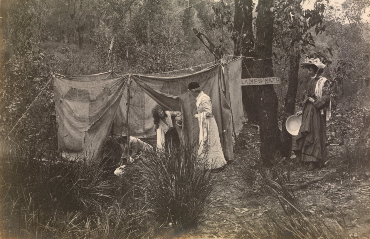 Bayanlar Banyosu by Archibald James Campbell