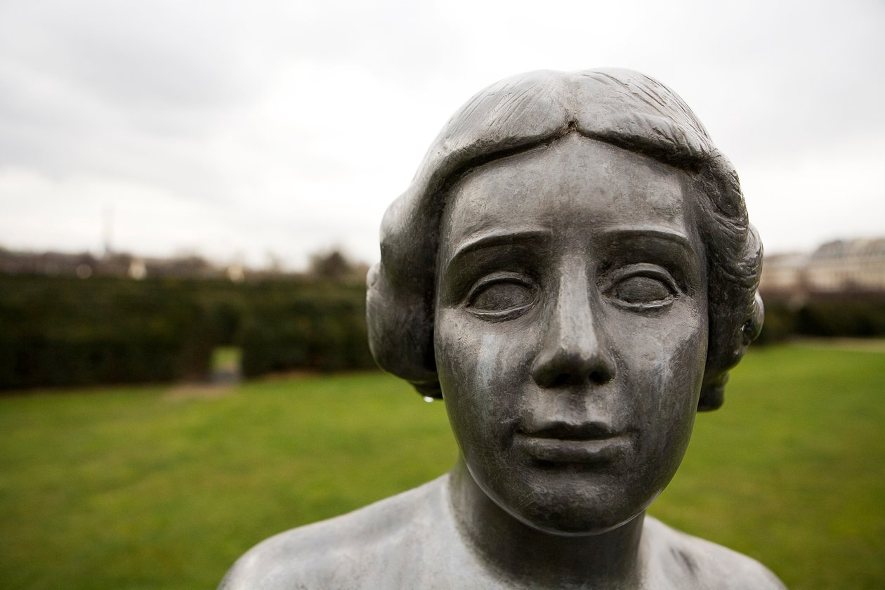 Üç Periler, detay (plomb) by Aristide Maillol
