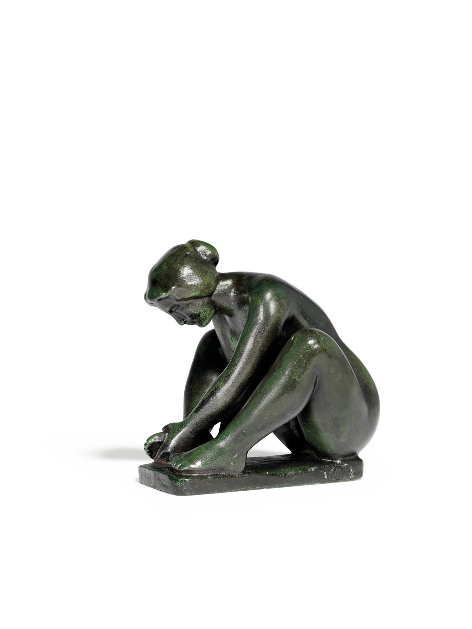 Bir Ayak Tutan Çömelmiş Kız by Aristide Maillol