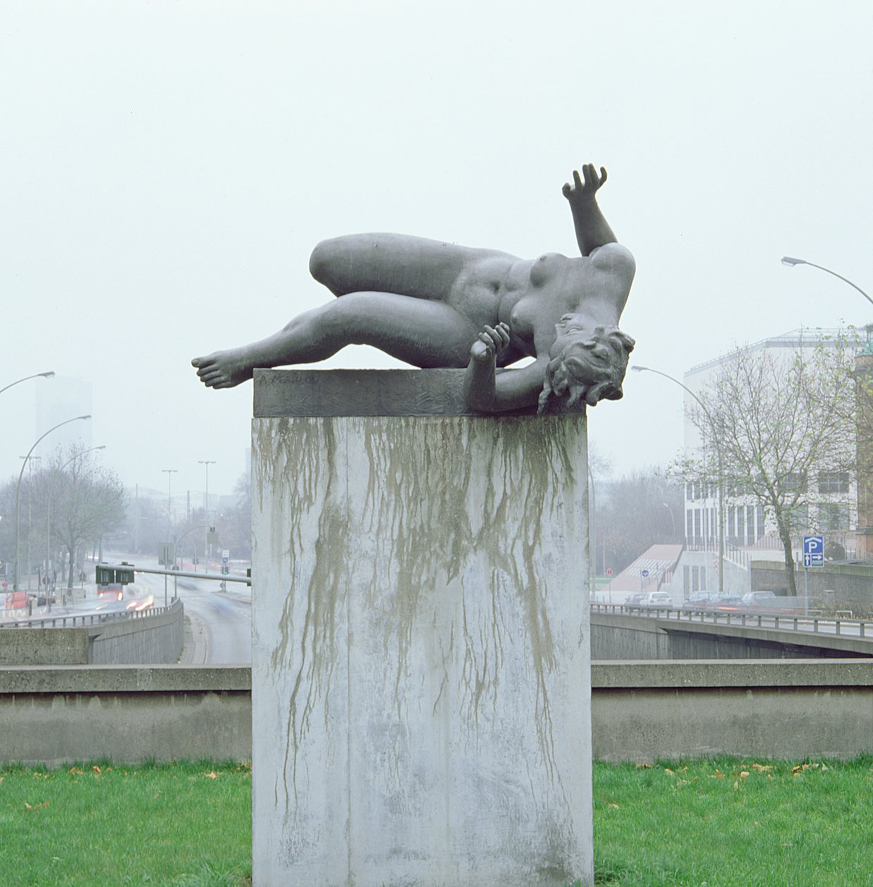 Nehir (La riviere etendue), 1939-43 (kurşun) (ayrıca bkz. 408420) by Aristide Maillol