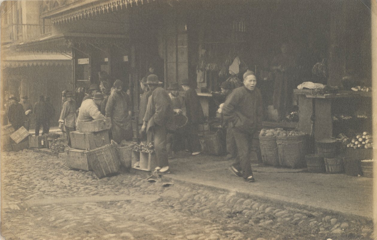 Sabah Pazarı by Arnold Genthe