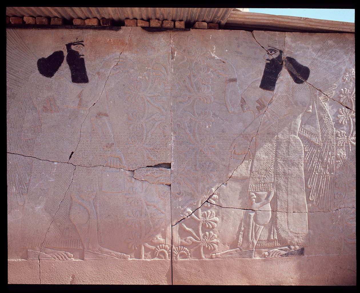 Bir kabartmanın görünümü, MÖ 9.-7. yy by Assyrian