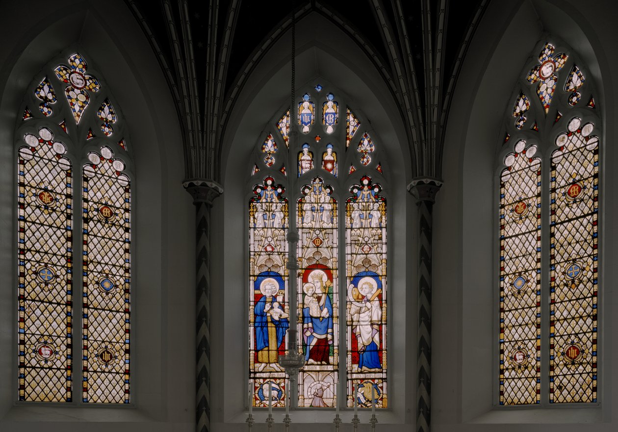 Vaftizci Yahya, Bakire ve Çocuk ve Aziz John the Evangelist, 1841-42 (vitray) ile apsis penceresi by Augustus Welby Northmore Pugin