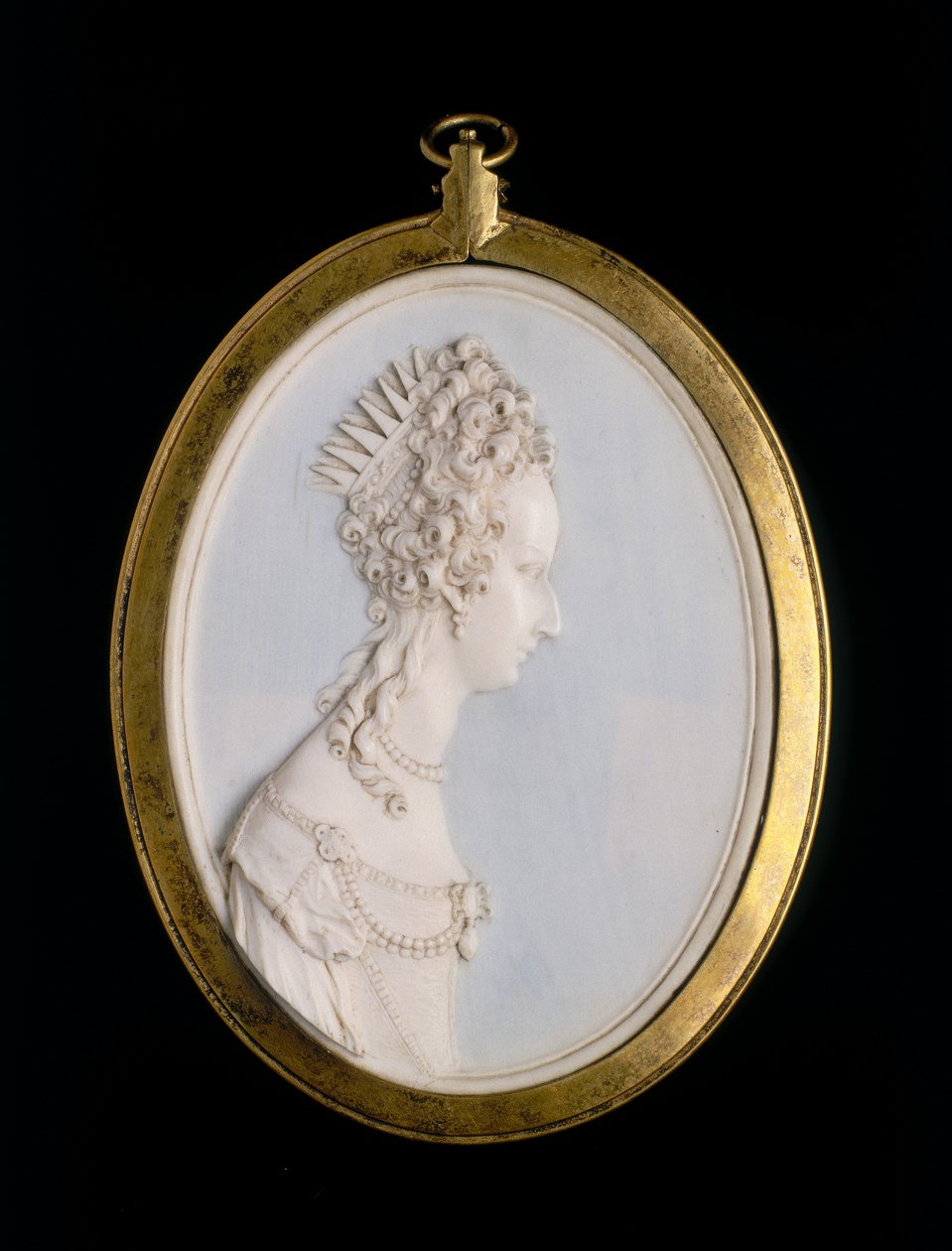 Bavyera Violante portresi ile fildişi madalyon by Balthasar Permoser
