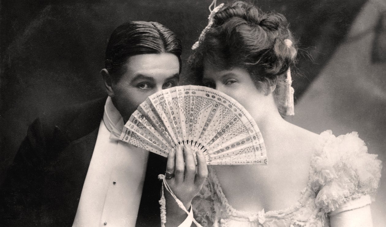 Billie Burke ve Farren Soutar, 20. yüzyılın başlarında The Belle of Mayfair'den bir sahnede. by Bassano Studio