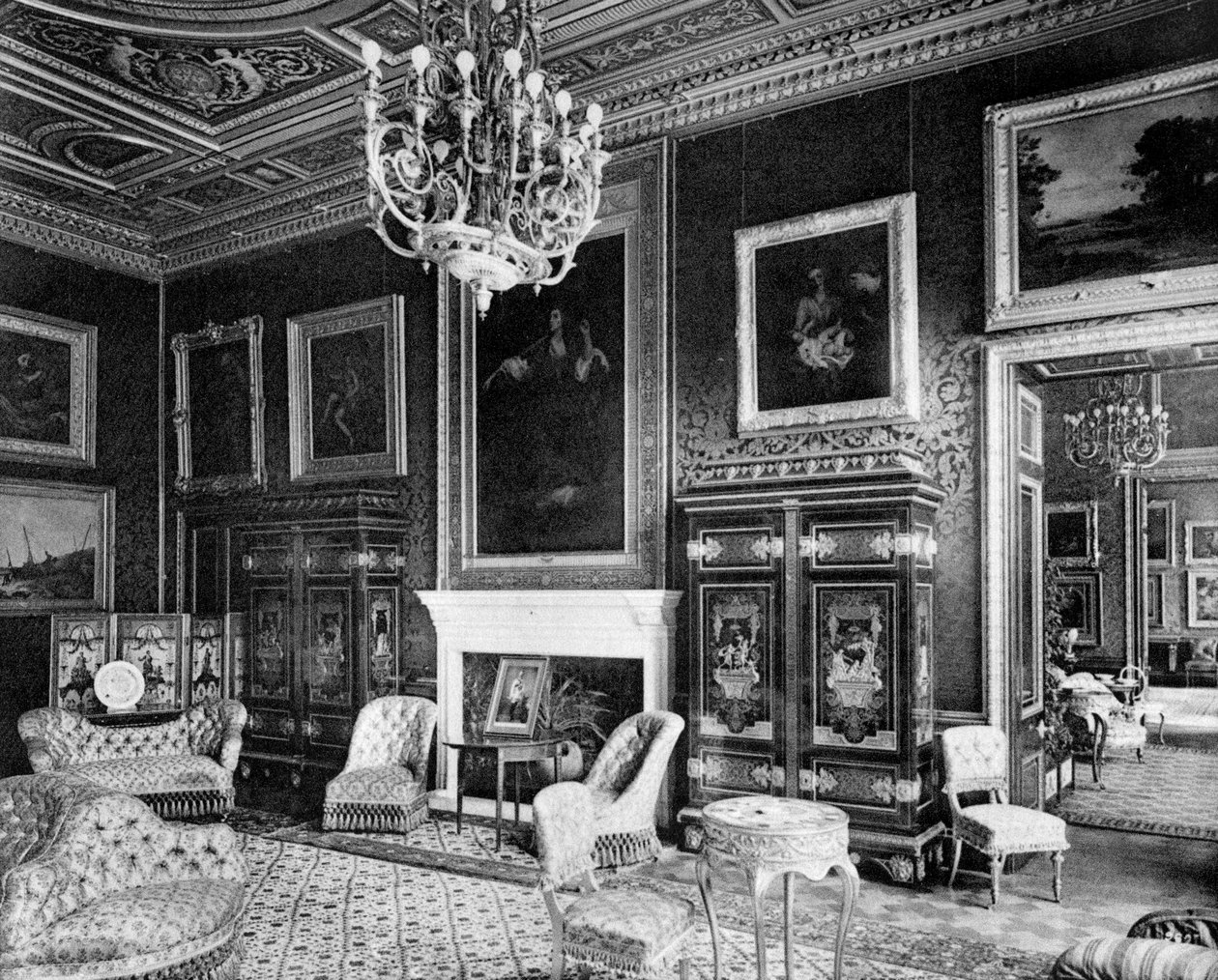 Salon, Grosvenor Evi, 1908. by Bedford Lemere and Company
