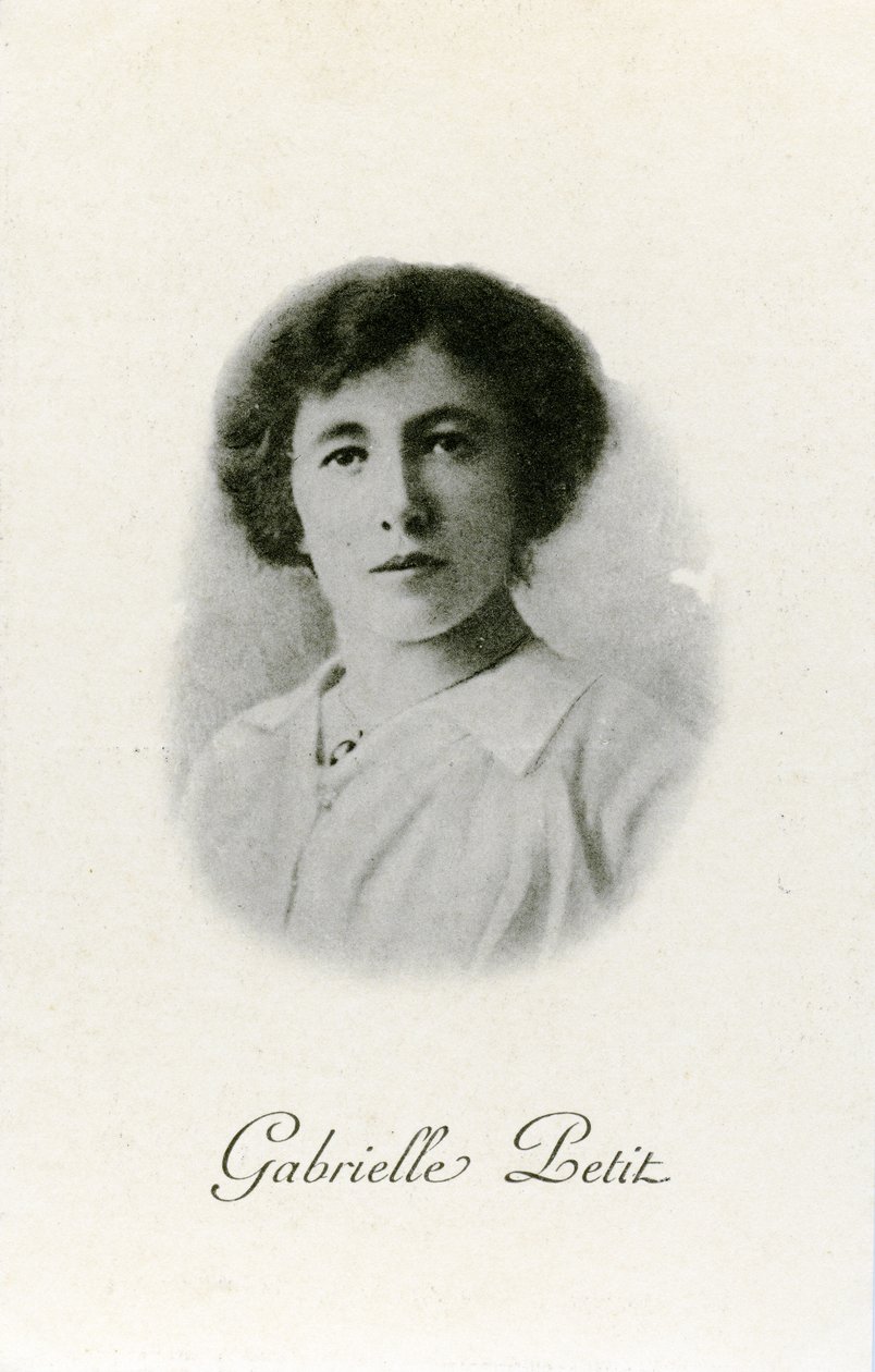 Gabrielle Petit, hatıra kartpostalı, c.1920 by Belgian Photographer