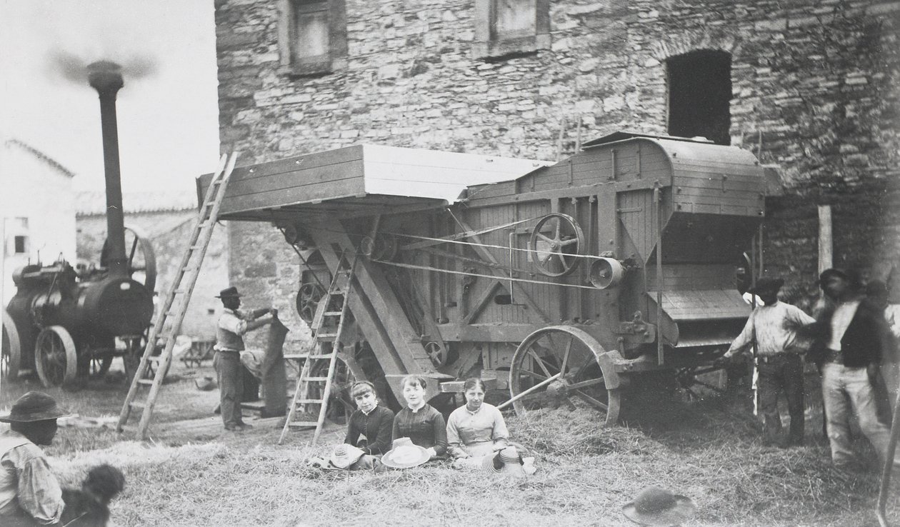 Buharlı Harman Makinesi, Mons, 1883 by Belgian Photographer