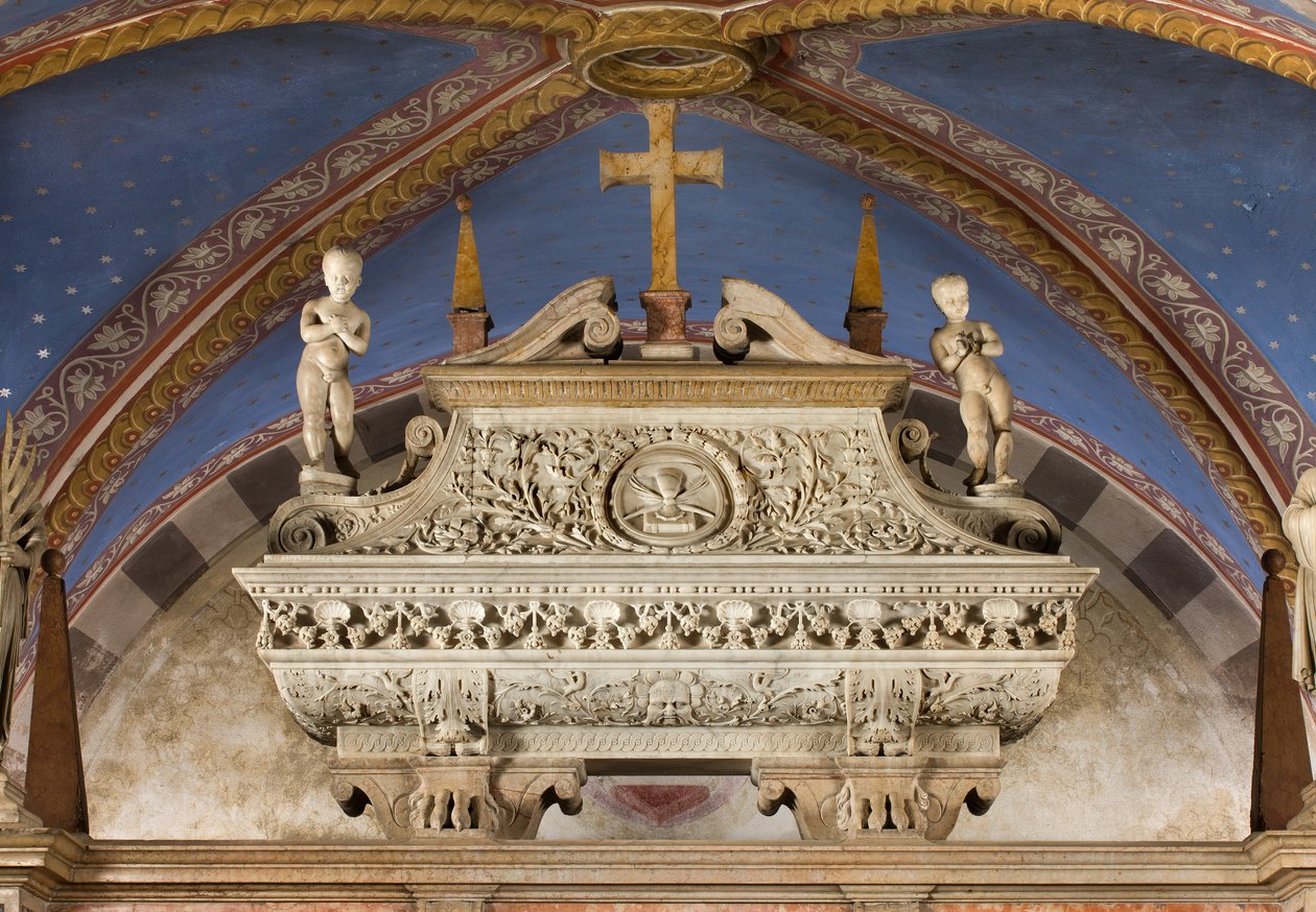 Crypt, Ark of Saints Marcellinus ve Peter Exorcist, St. Marcelino ve St. Peter Exorcist heykelleri ile Lahit, Benedetto Briosco 1506-08 by Benedetto Briosco