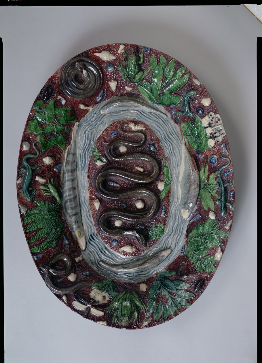 Çim yılanı, batrachianlar ve balık (toprak çömlek) ile kabartma kalıplanmış büyük oval tabak by Bernard Palissy